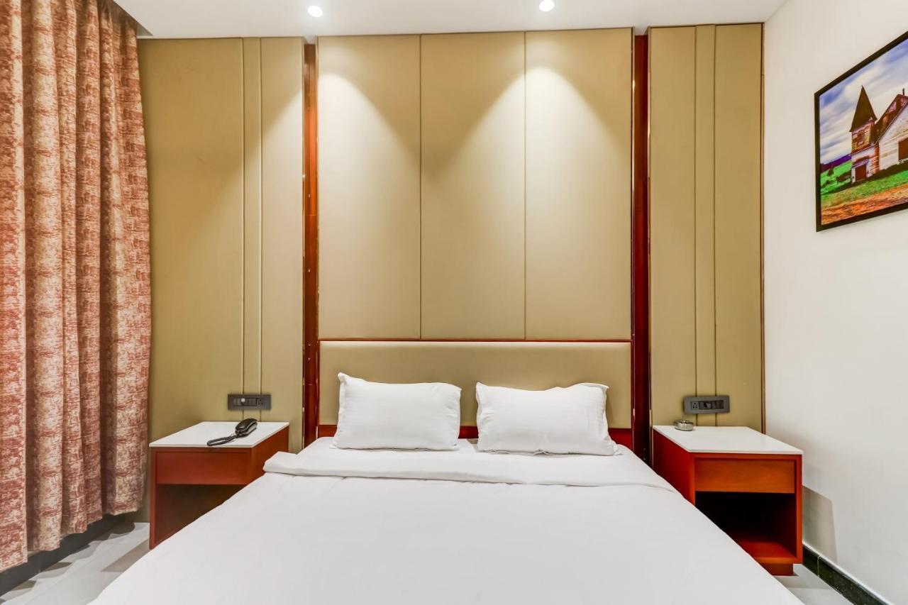 Oyo Townhouse 785 Sree Vinayaka Grand Hotel Anantapur Luaran gambar